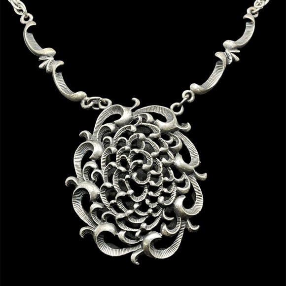 Vintage art nouveau style necklace - Picture 2 of 4